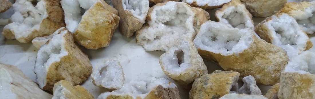 Calcite geodes